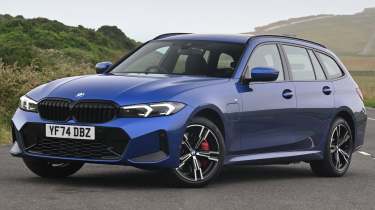 BMW 330e - static front 3/4